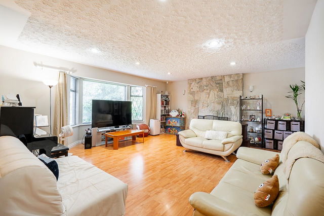 4684 Lancelot Court