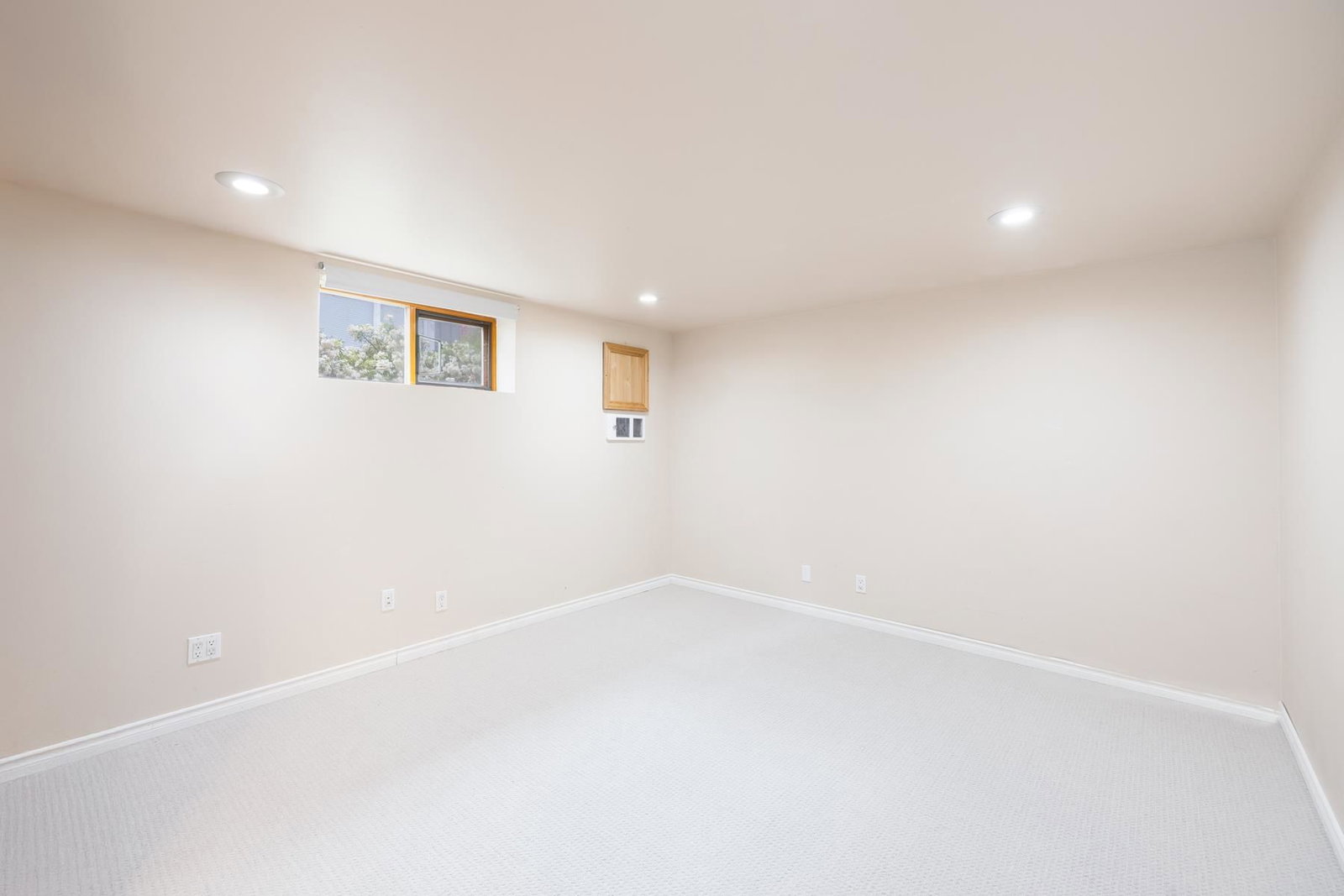 Listing Image 30