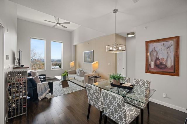 405 - 245 Ross Drive