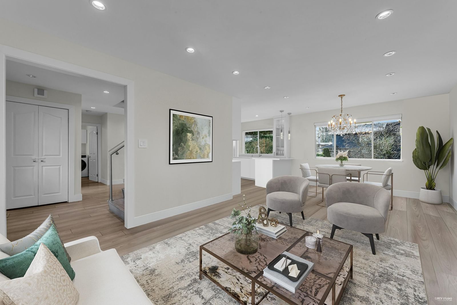 Listing Image 10