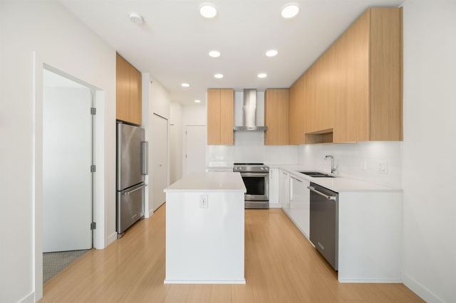513 - 5460 Broadway