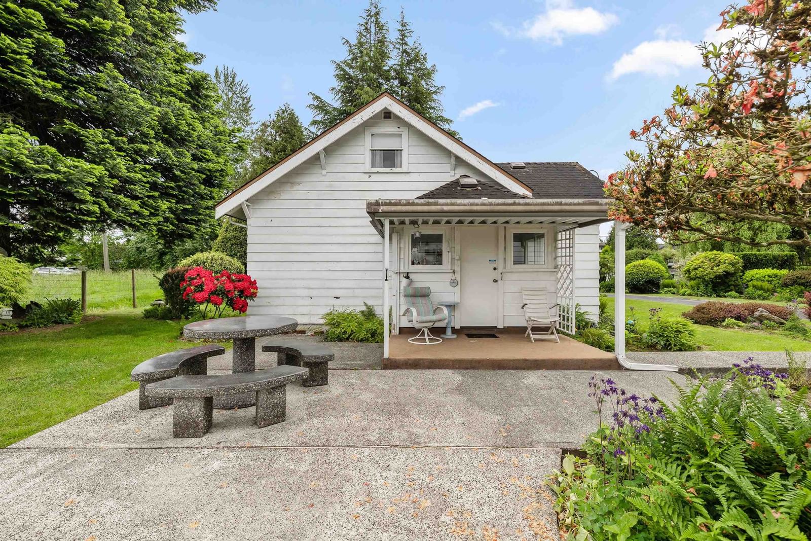 Listing Image 19