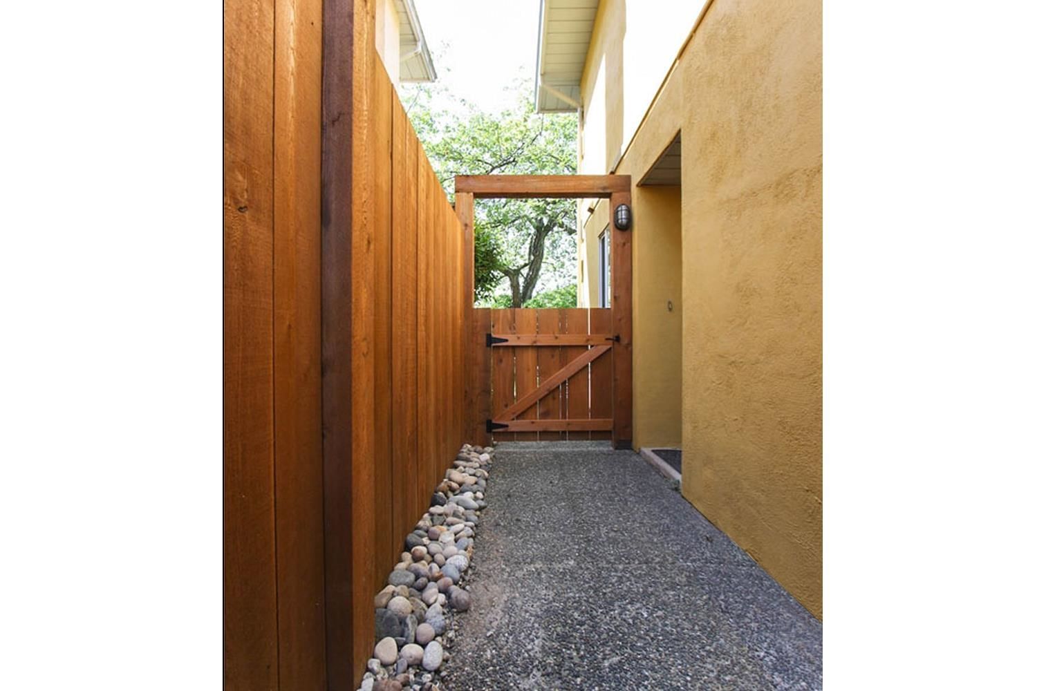 Listing Image 27