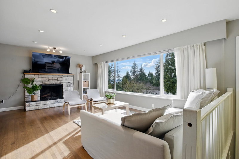 4938 Redonda Drive, North Vancouver, V7R 3J9 | Image 2