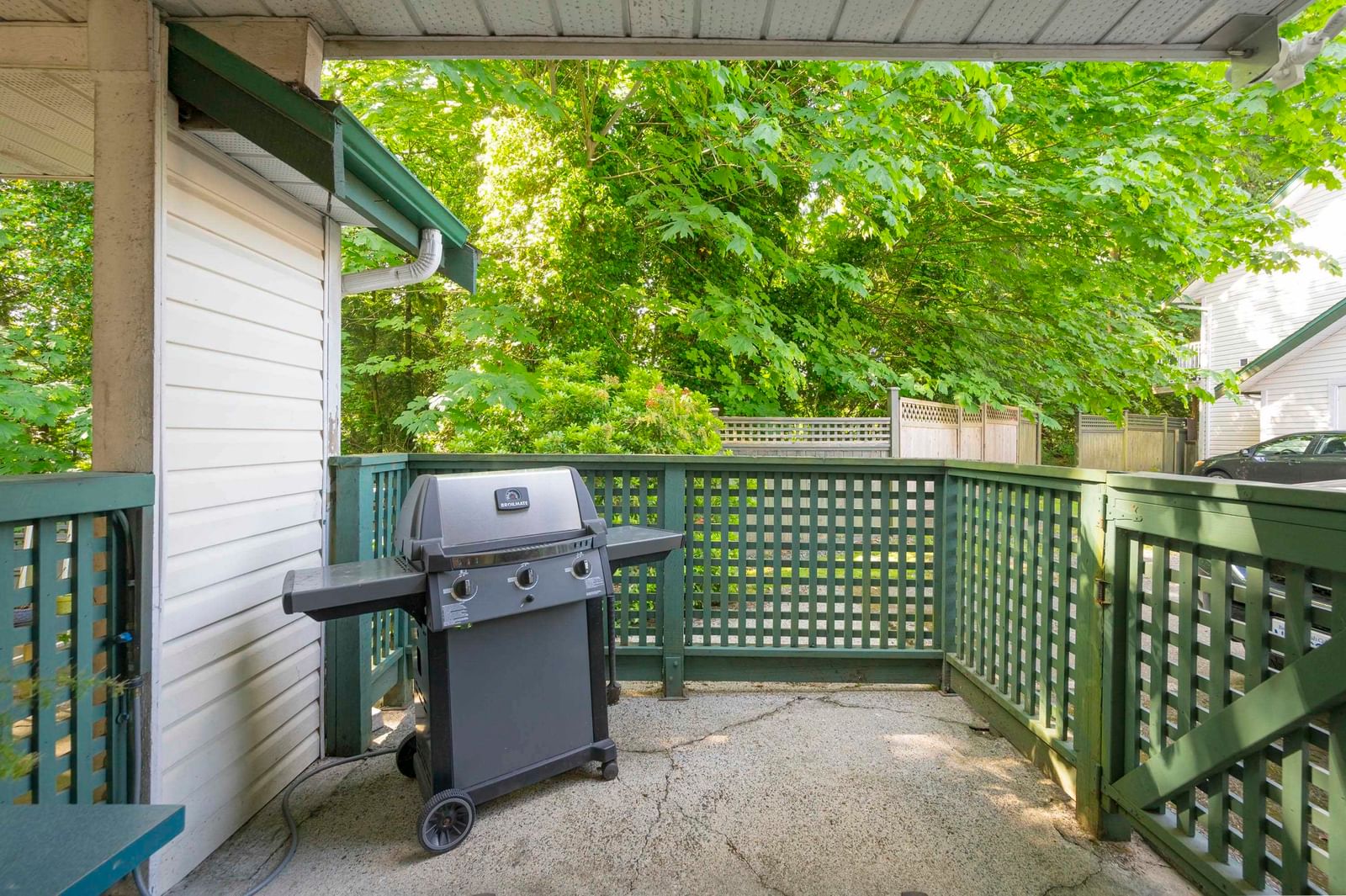 Listing Image 17