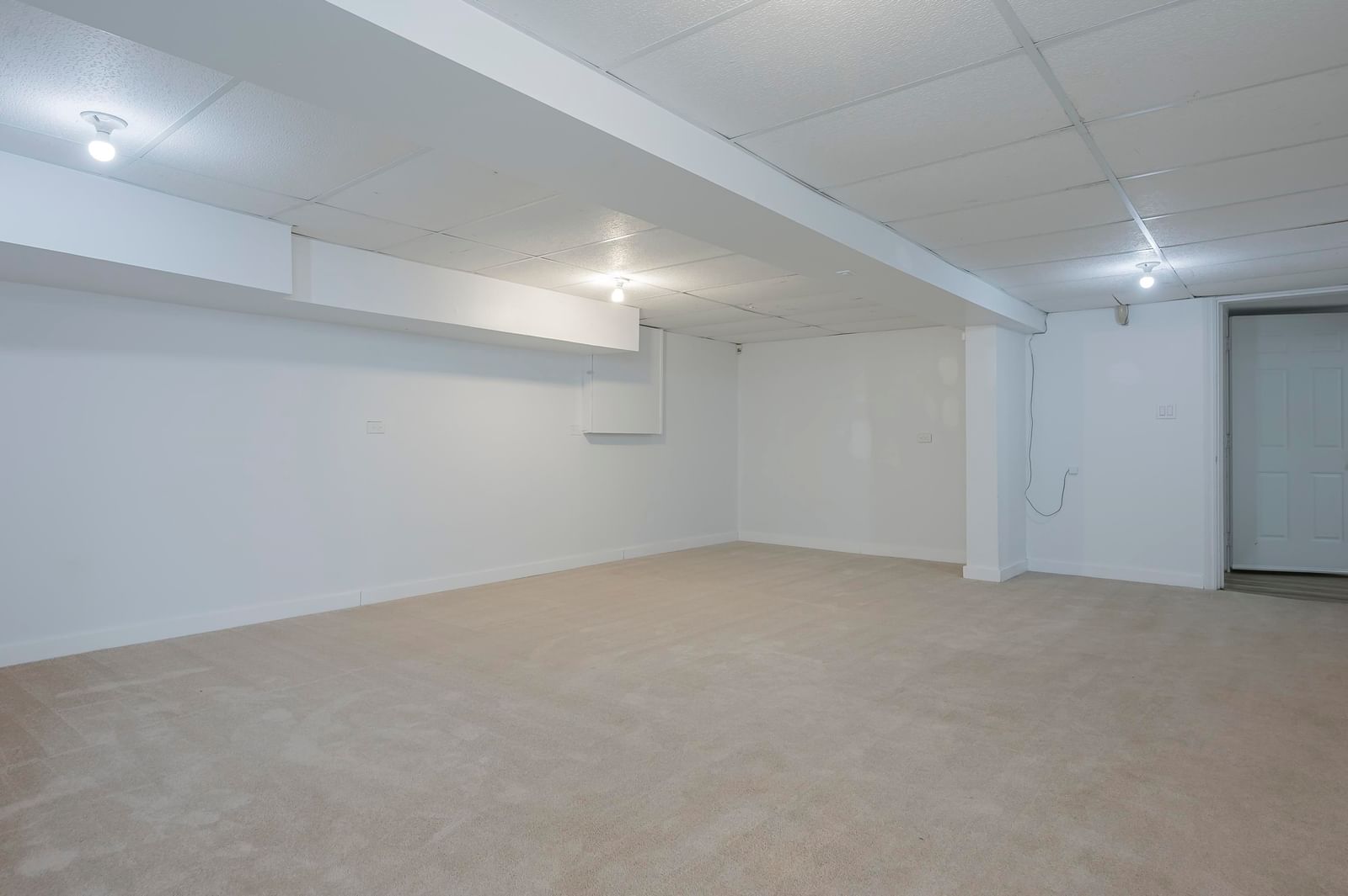 Listing Image 30