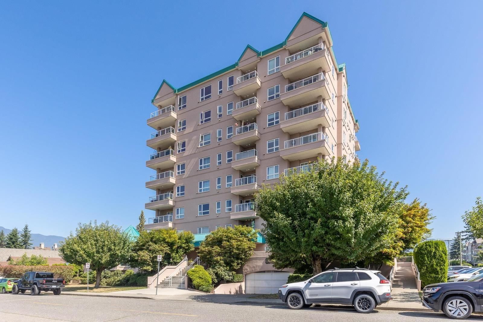 Listing Image 18