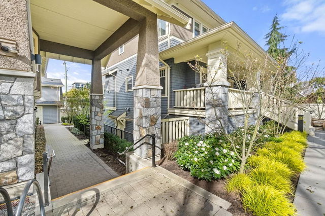 1781 16th Avenue W