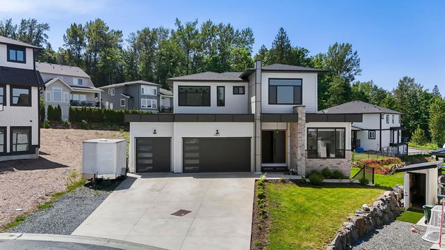 8462 Lily Place