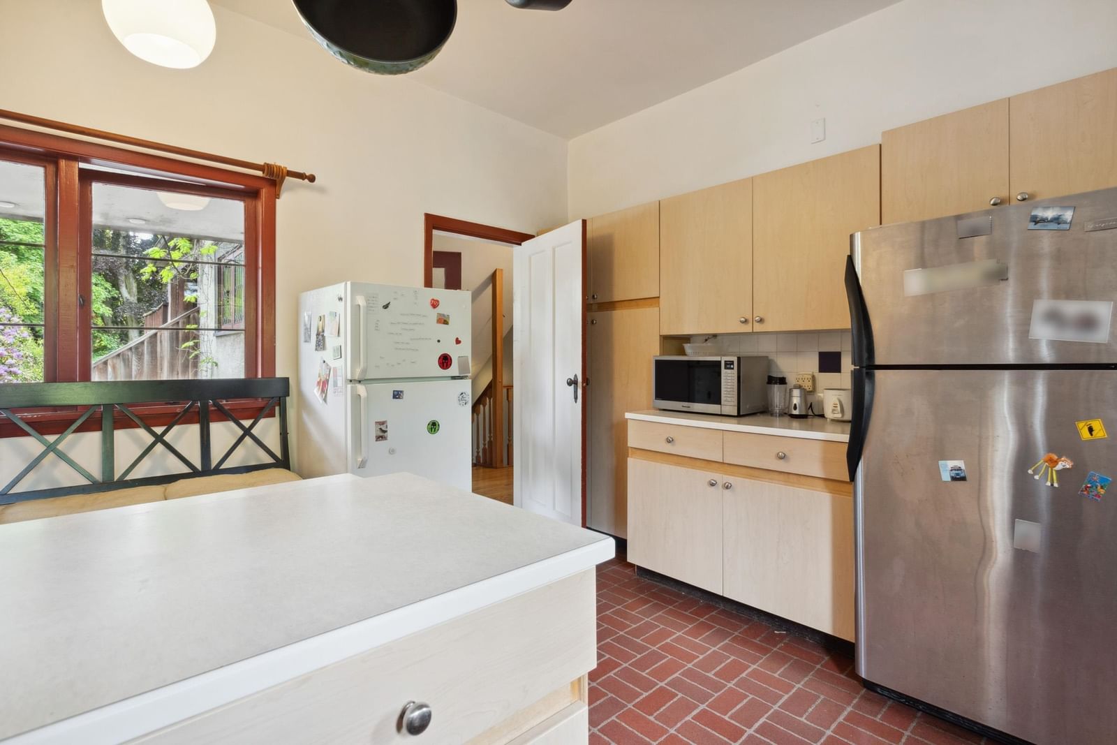 Listing Image 12