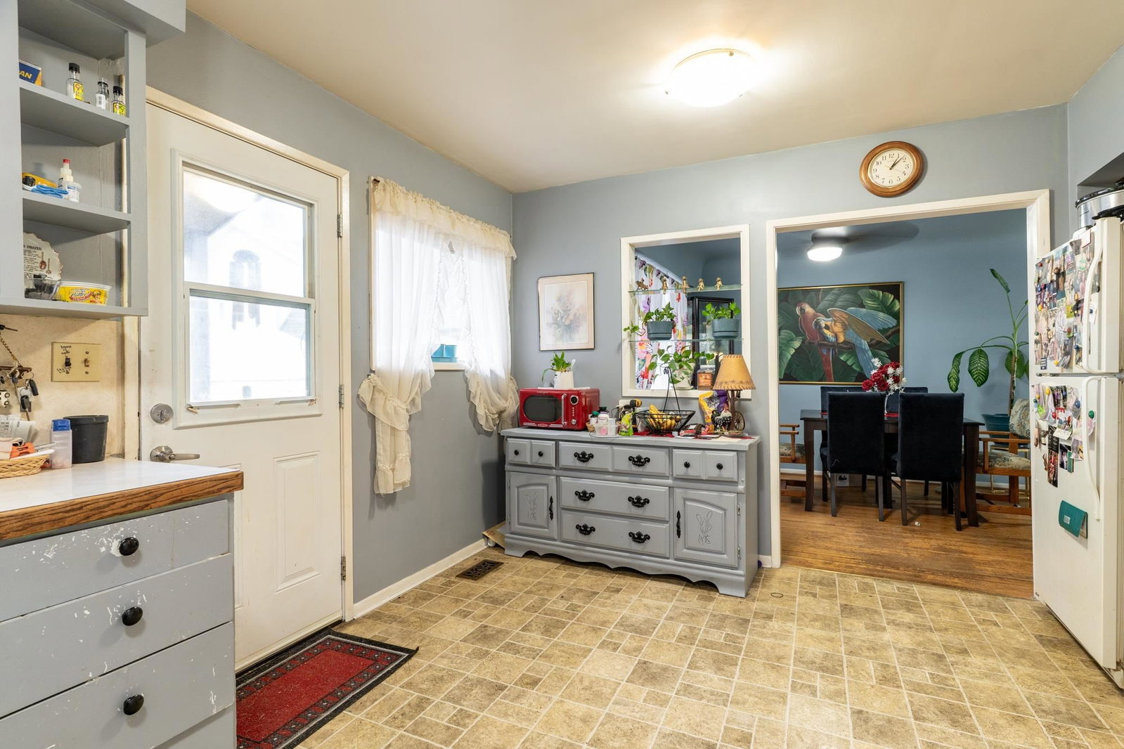 Listing Image 12