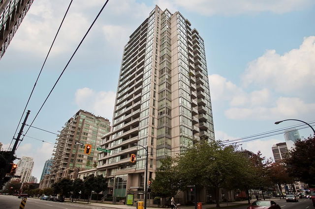 1105 - 1001 Richards Street