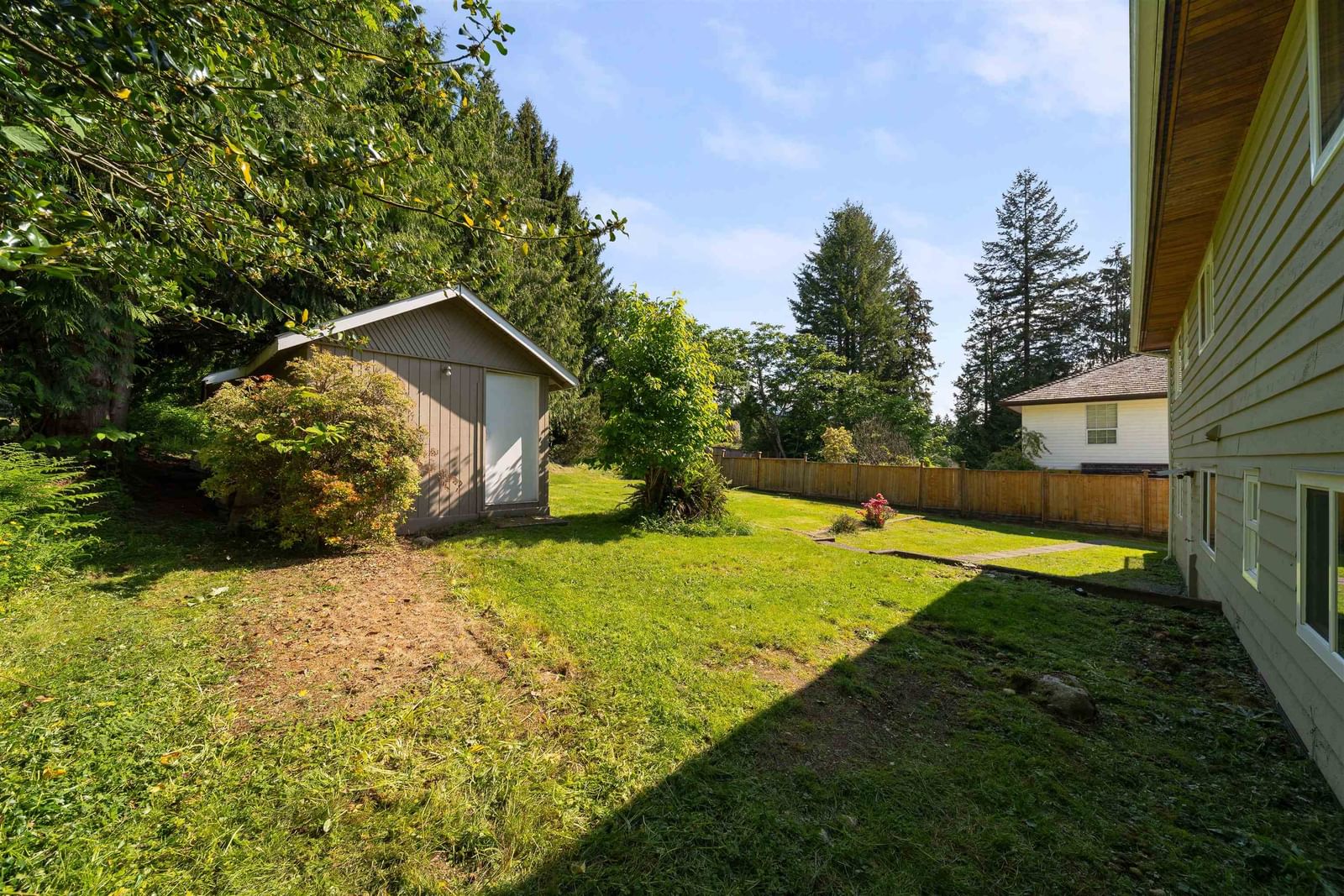 Listing Image 18