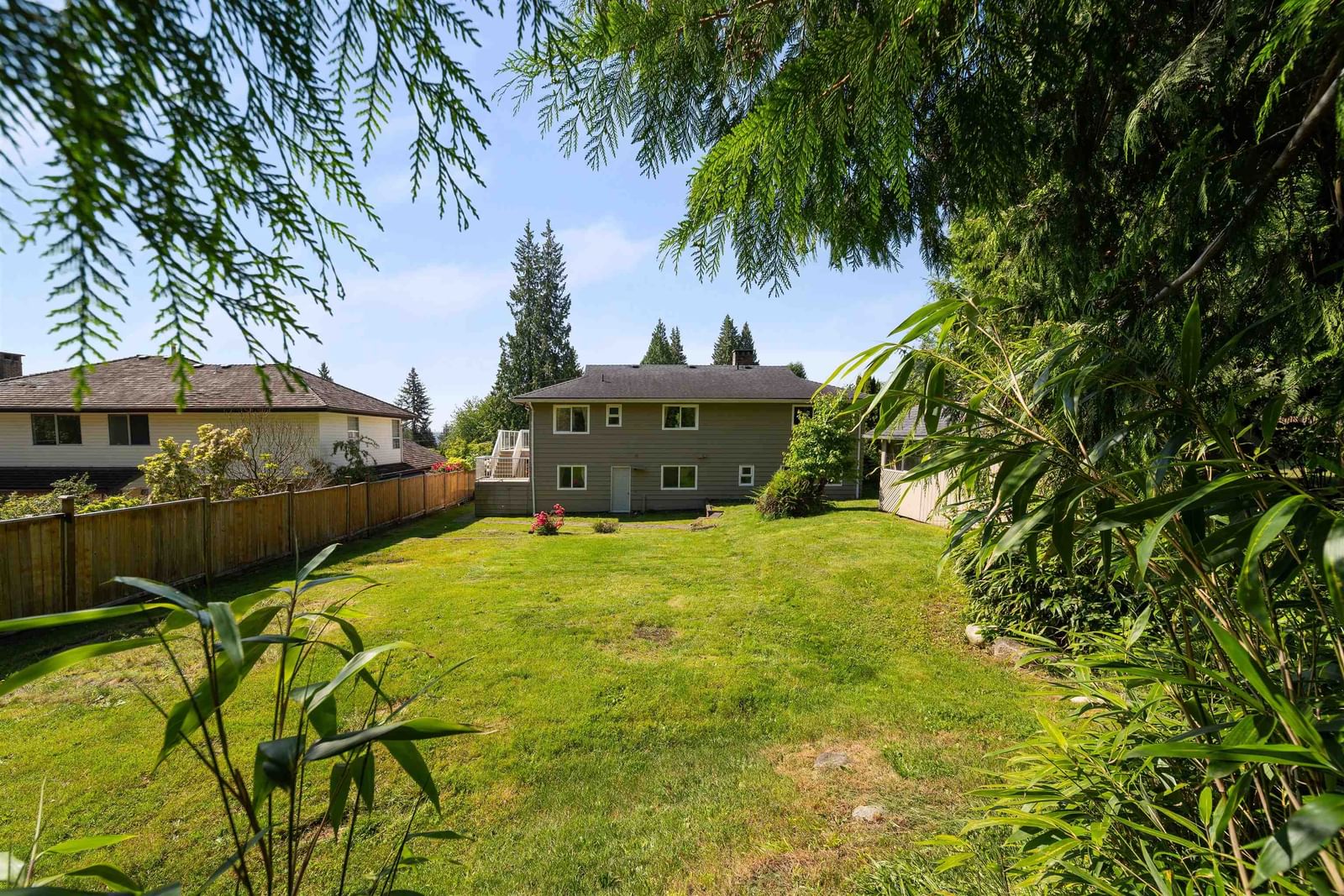 Listing Image 3