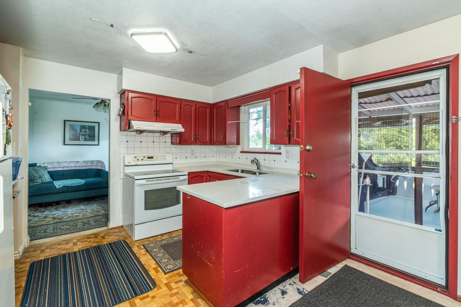 Listing Image 10