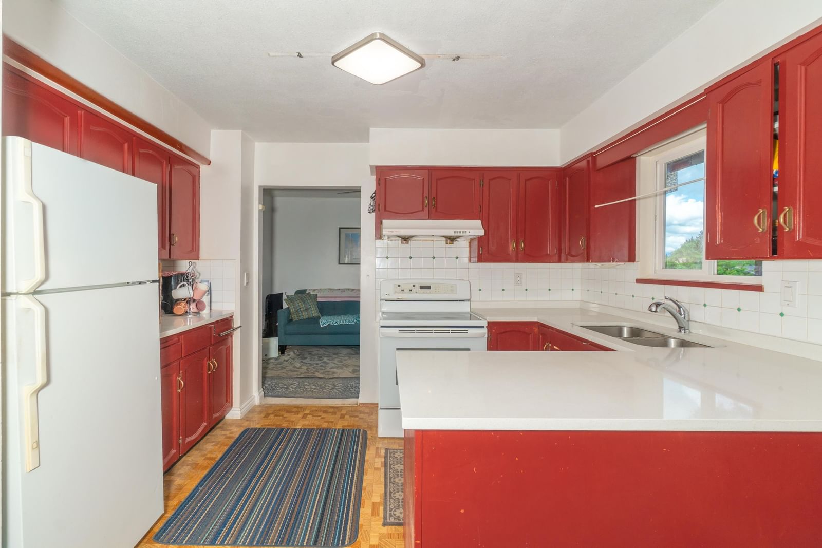 Listing Image 11