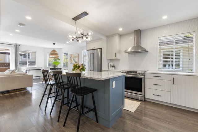 5 - 249 4th Street