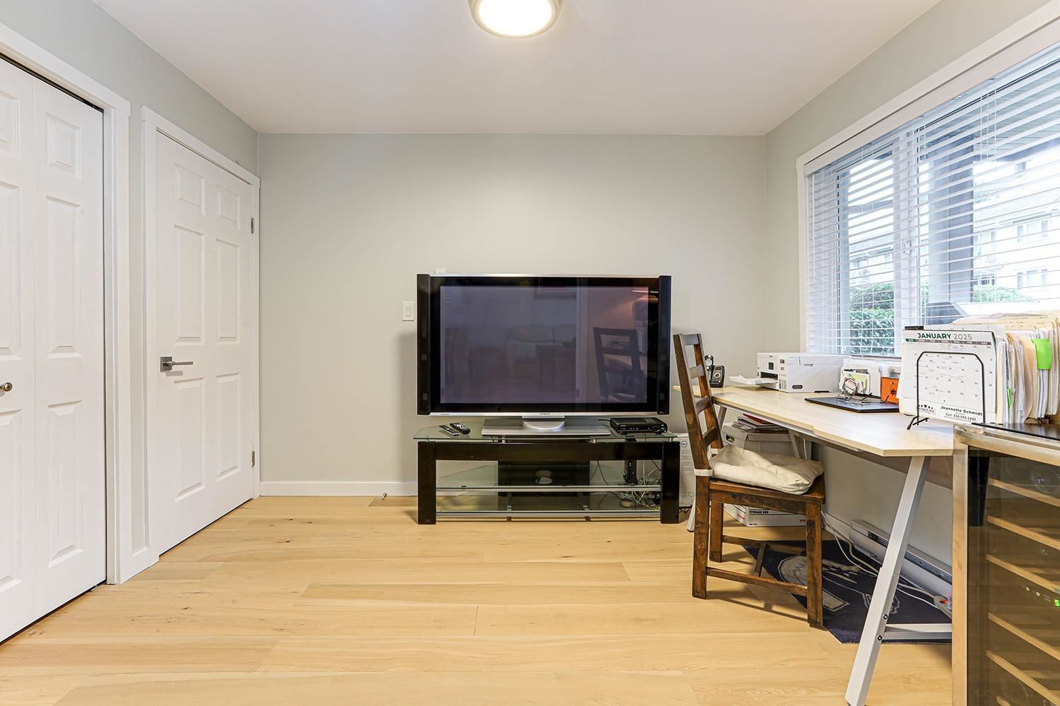 Listing Image 17