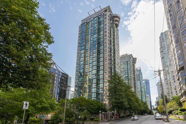 411 - 1367 Alberni Street