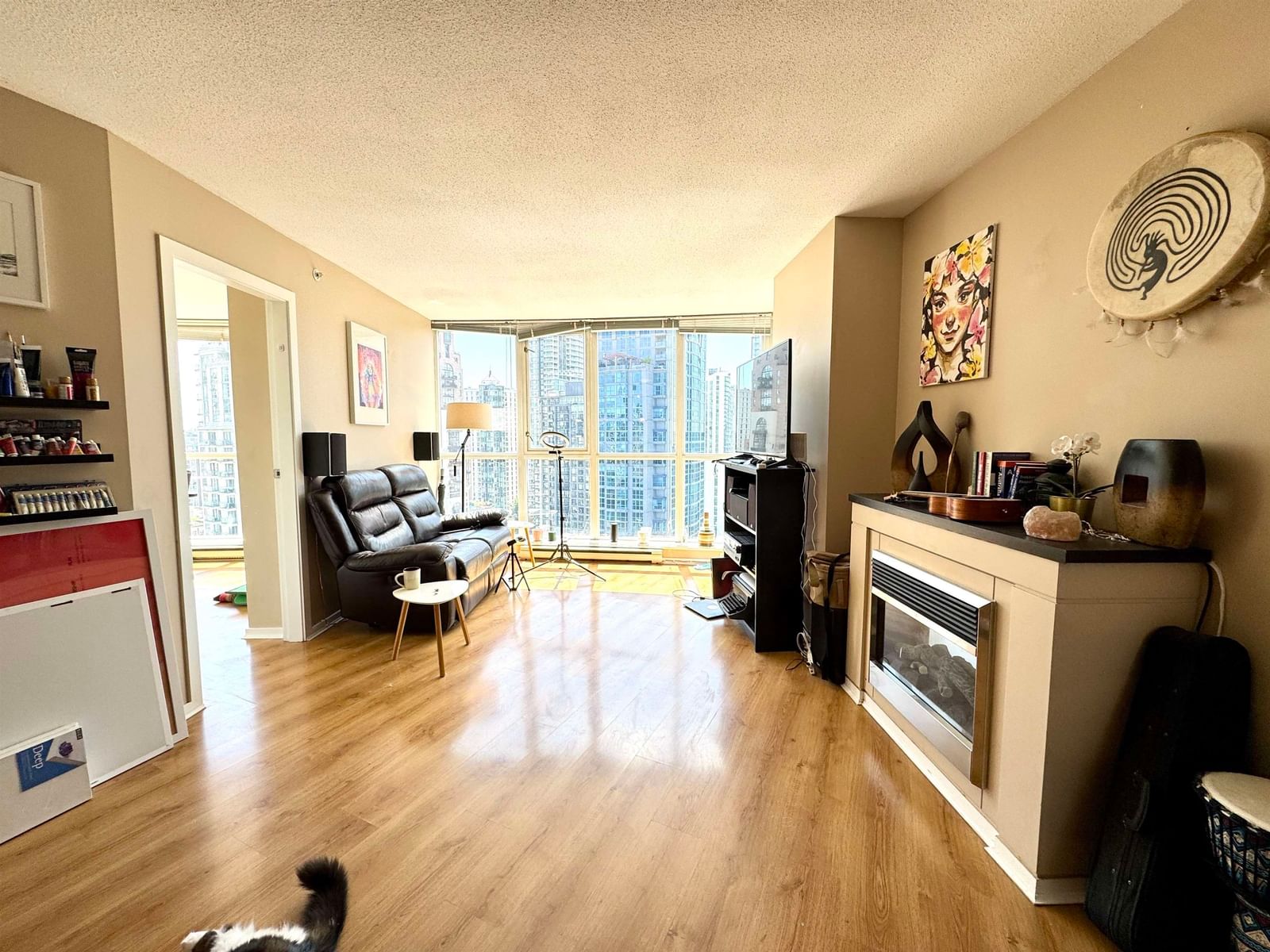 Listing photo 5