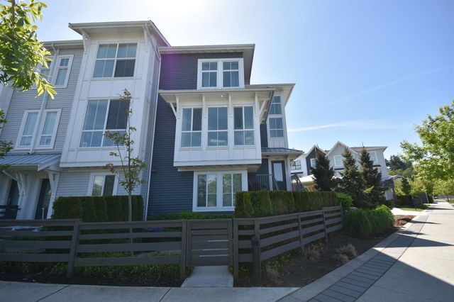 77 - 4656 Orca Way