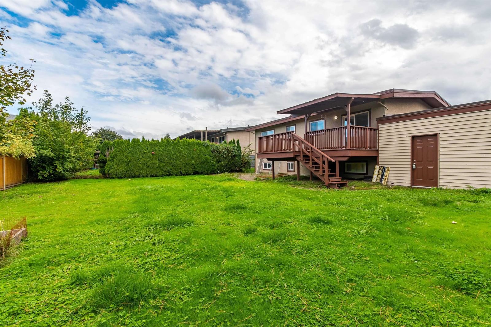 Listing Image 8