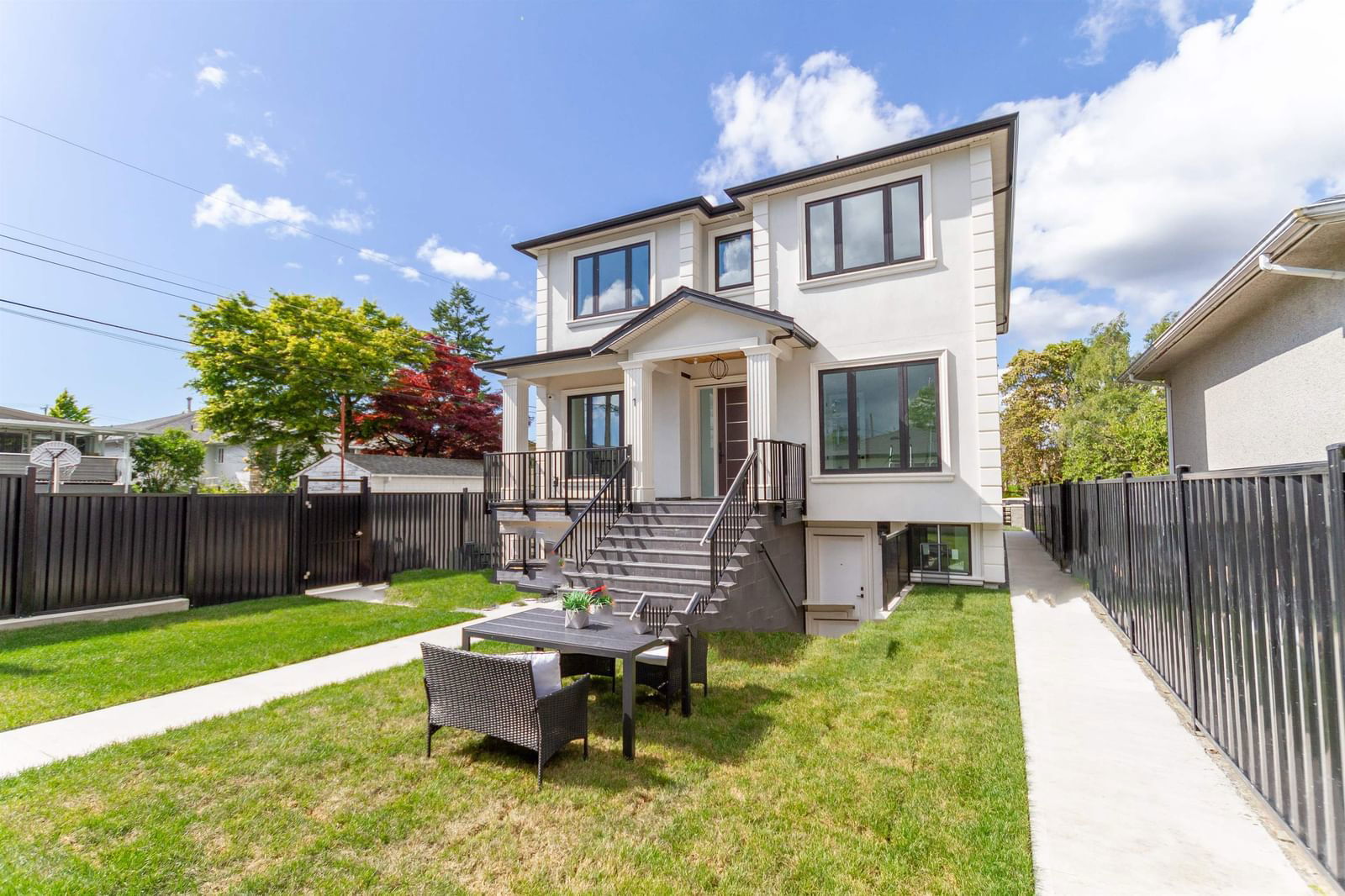 Image of home for listing MLS® R3008656