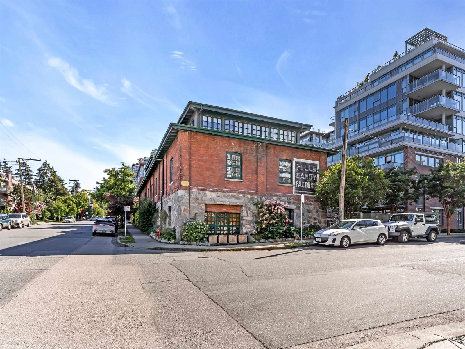 Listing Image 31