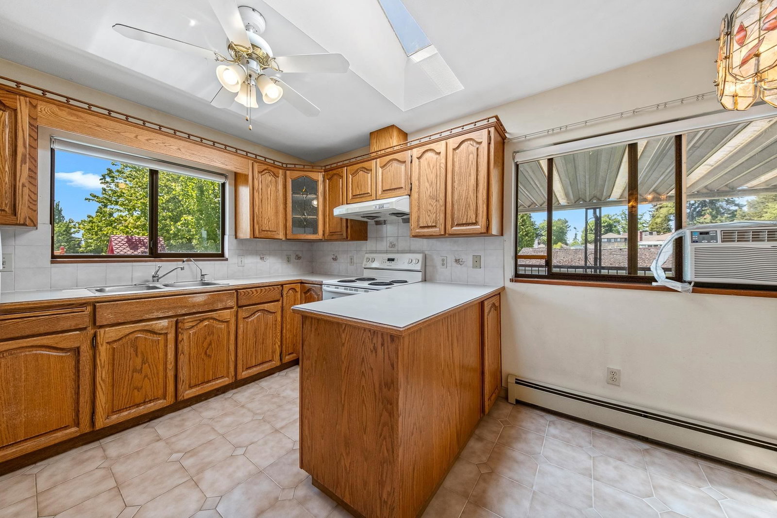 Listing Image 13