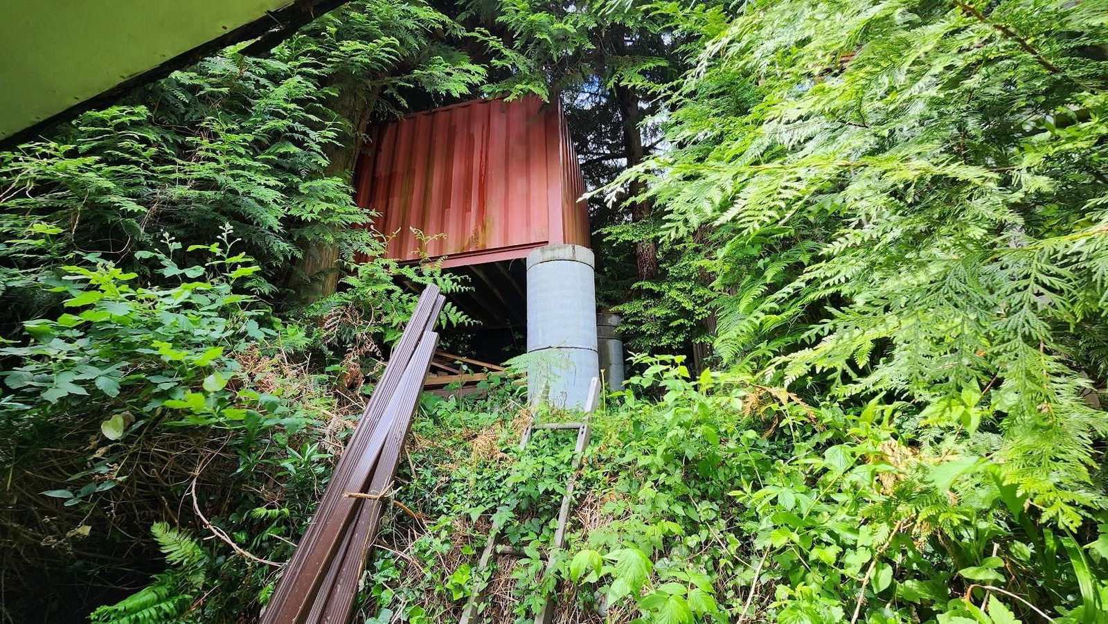 Listing Image 4