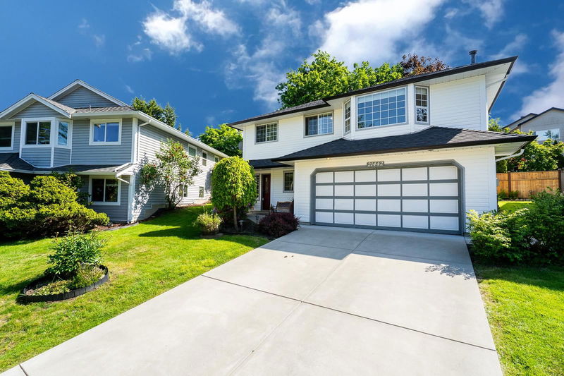 21442 90a Avenue, Langley, British Columbia
