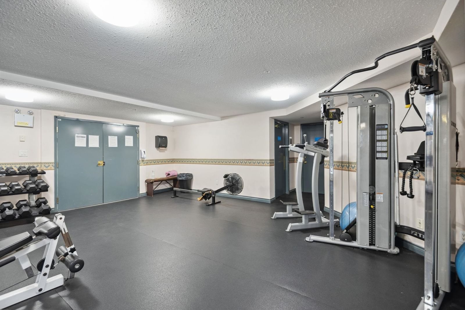 Listing Image 32
