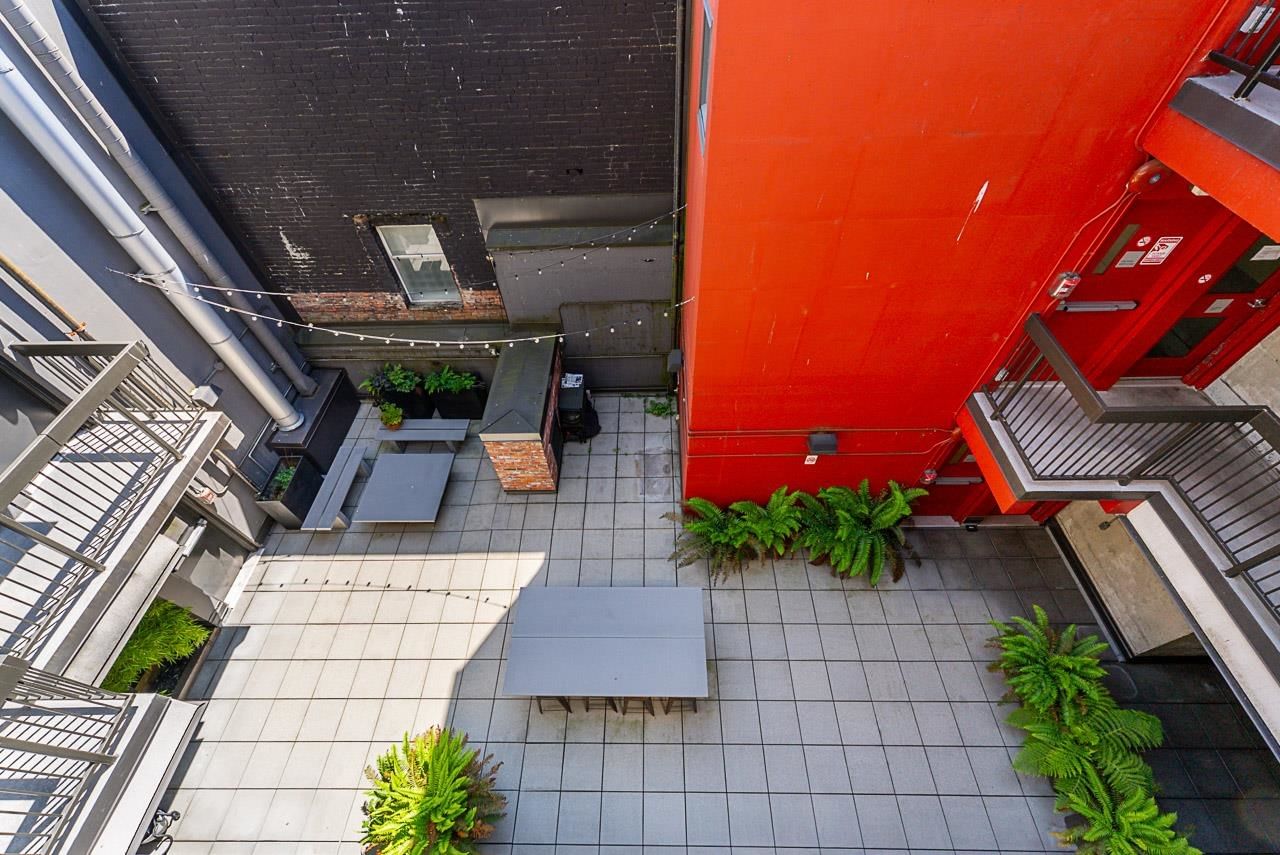 Listing Image 19