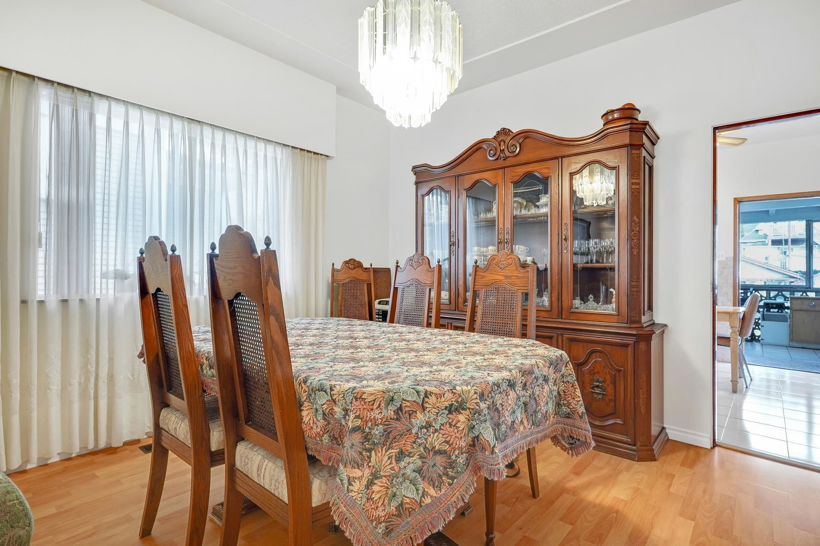 Listing Image 13
