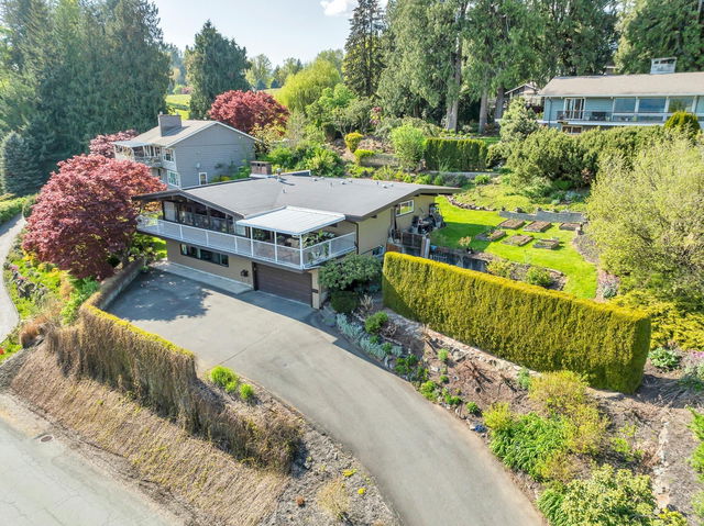 9995 Kenswood Drive