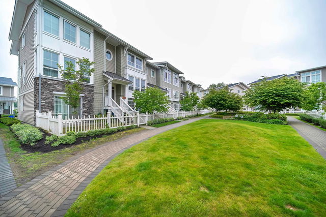 74 - 5551 Admiral Way