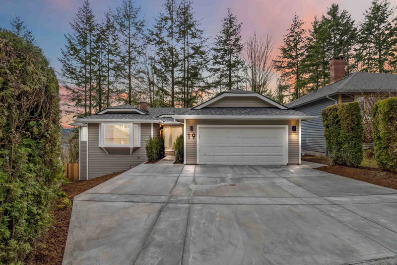 19 Arrow-wood Place, Port Moody, British Columbia