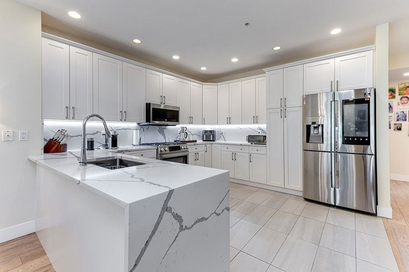 1705 Parkway Boulevard #9, Coquitlam, British Columbia