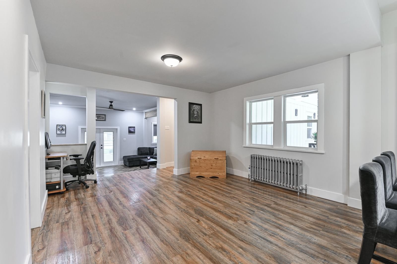 Listing Image 20