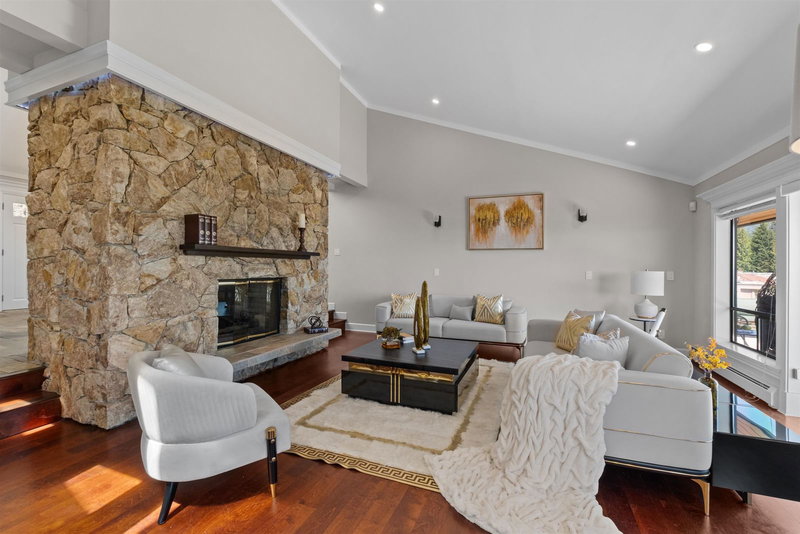 1521 Chartwell Drive, West Vancouver, V7S 2R9 | Image 2