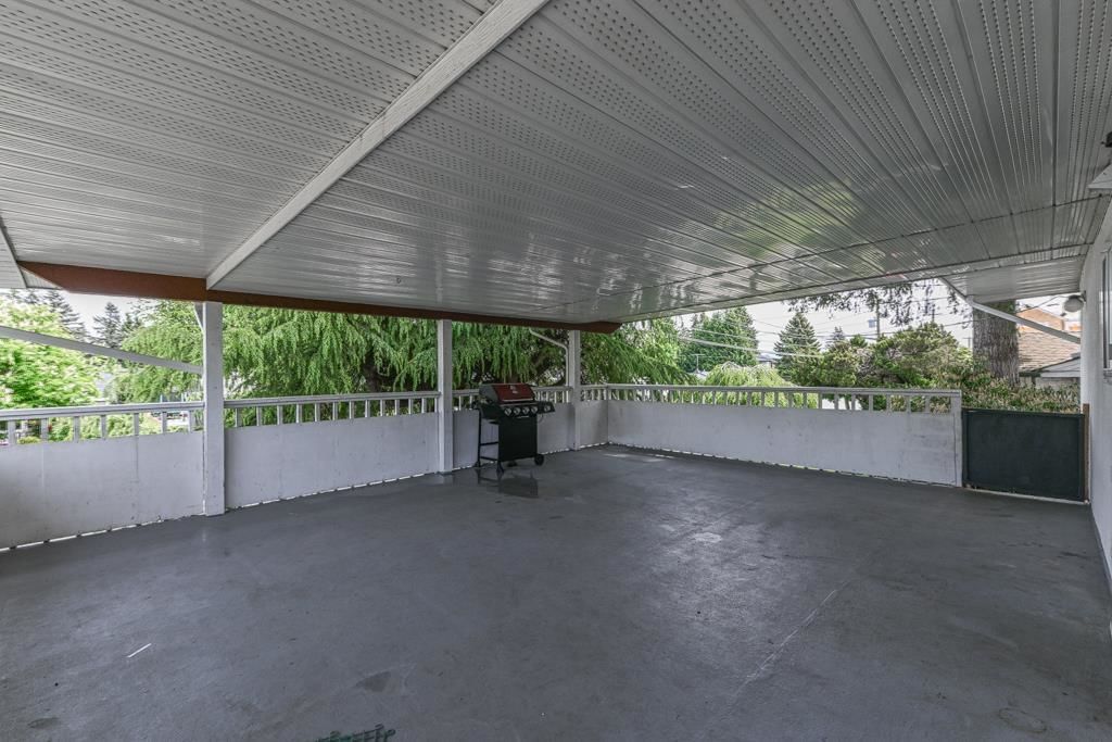 Listing Image 17