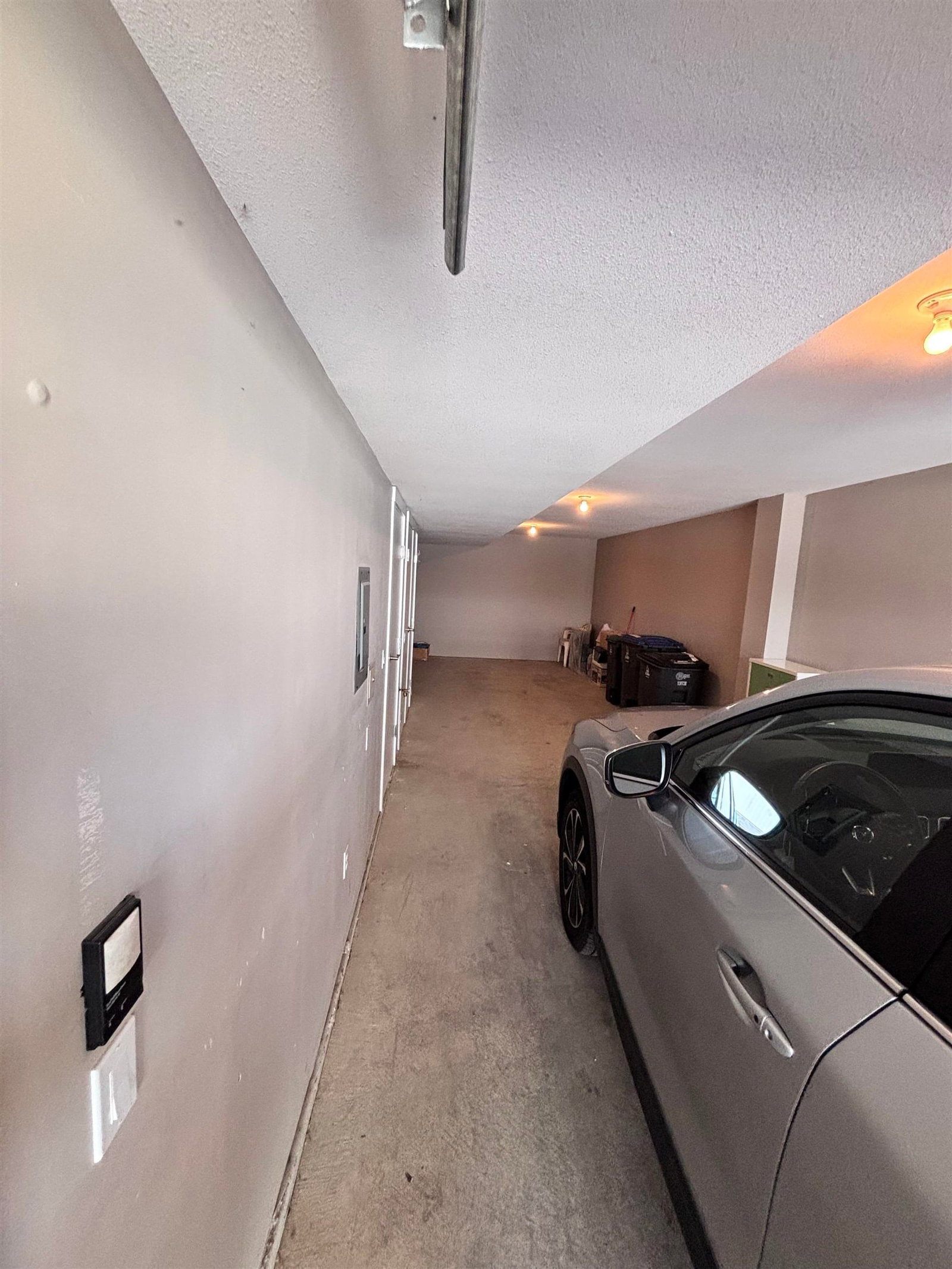 Listing Image 17