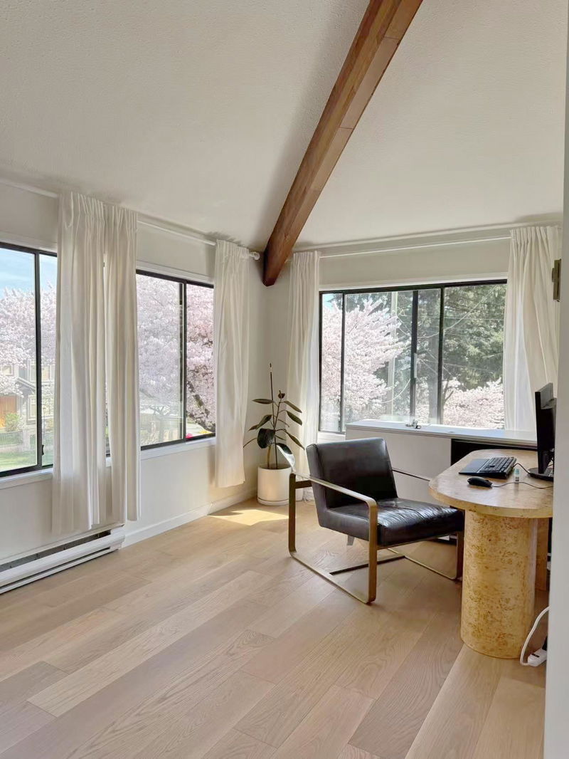 4292 Winnifred Street, Burnaby, British Columbia