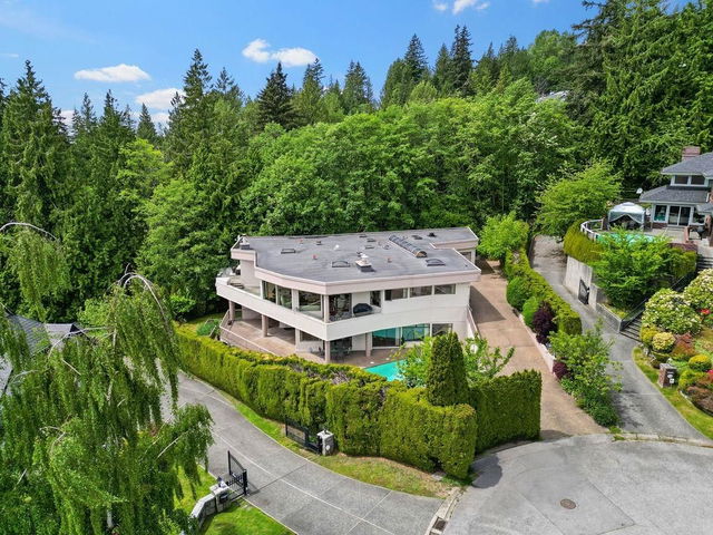 2490 Westhill Court