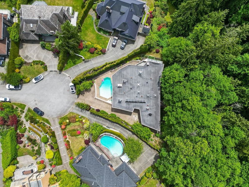 2490 Westhill Court, West Vancouver, V7S 3A5 | Image 2