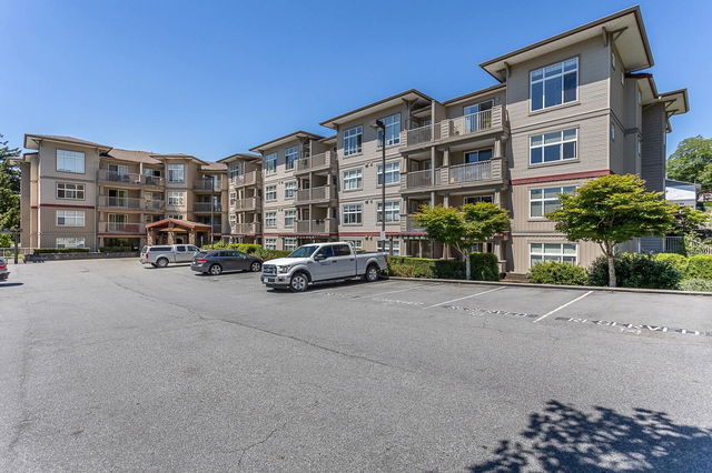 105 - 2515 Park Drive