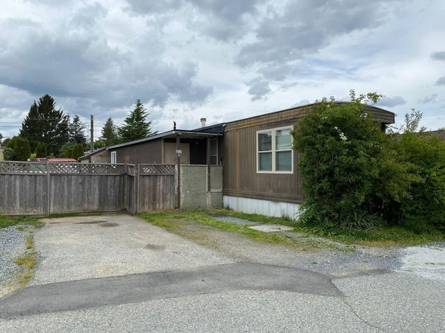 20 - 26892 Fraser Highway