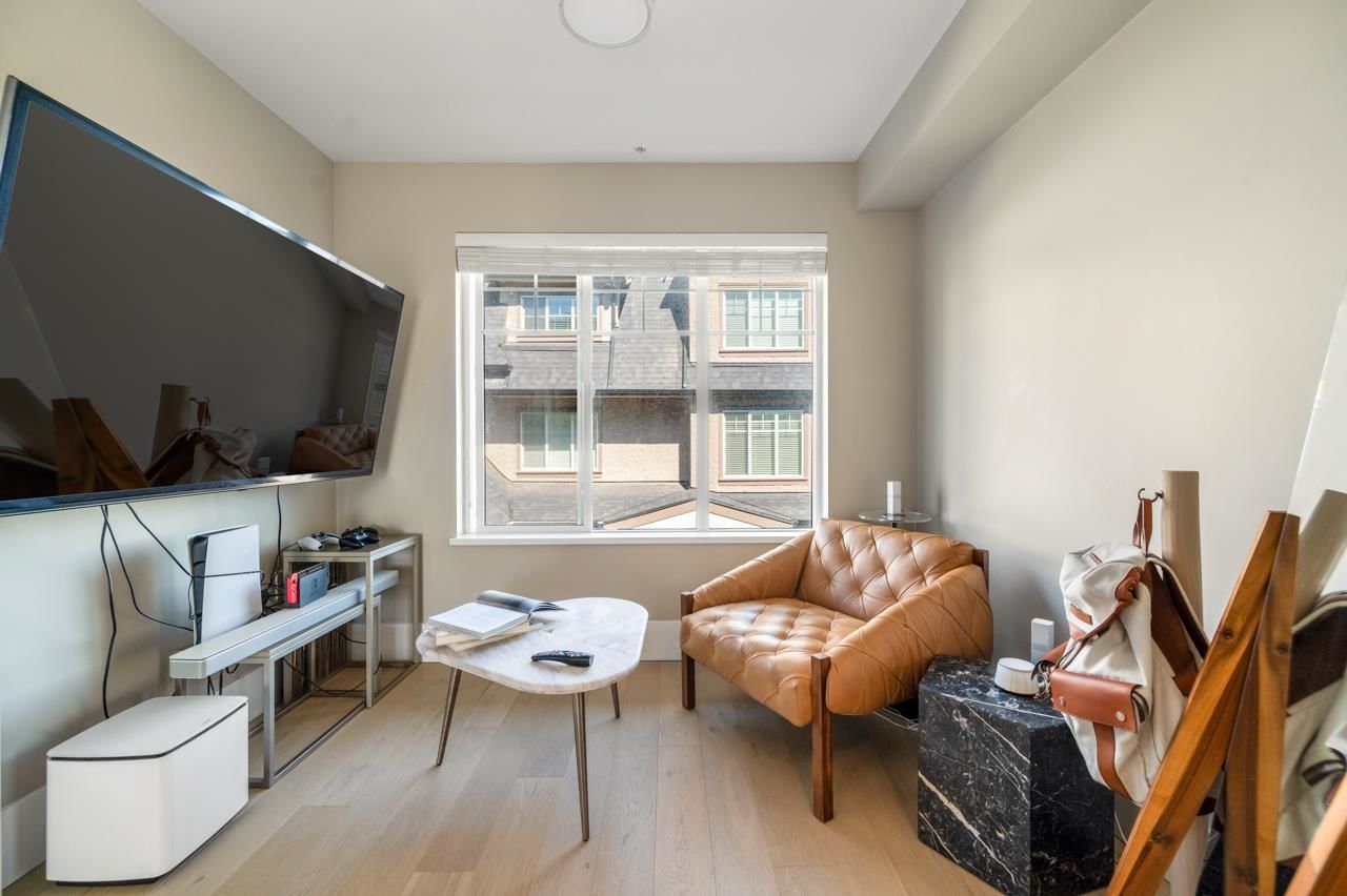 Listing Image 18