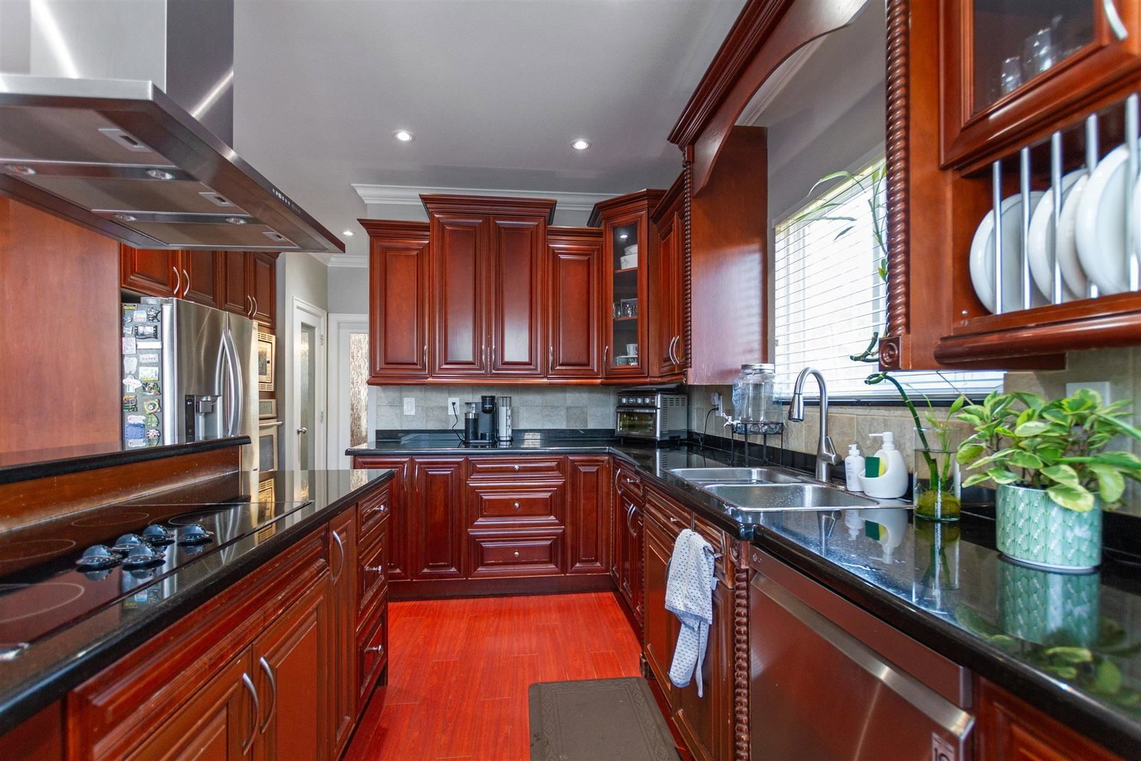 Listing Image 19