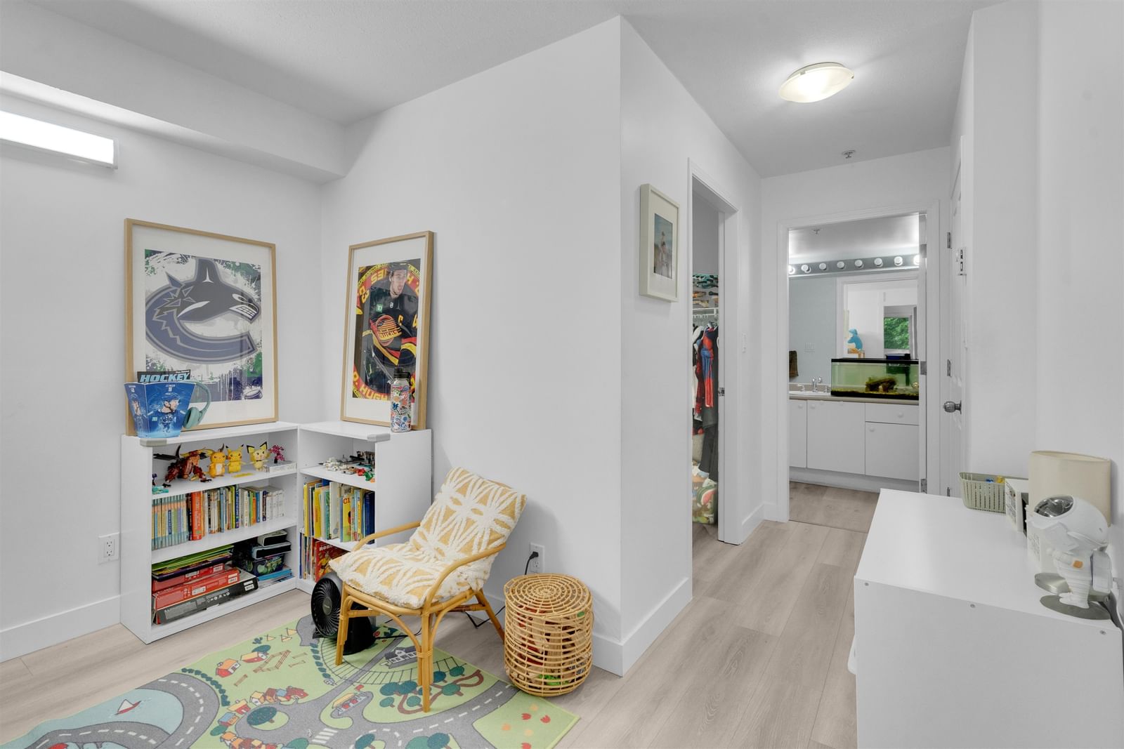 Listing Image 23